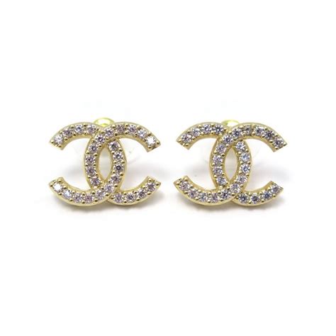 boucles d oreilles chanel cc|Boucles d'oreilles Chanel CC occasion .